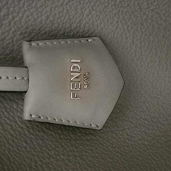 Fendi origami medium bag - Picture 2 of 13